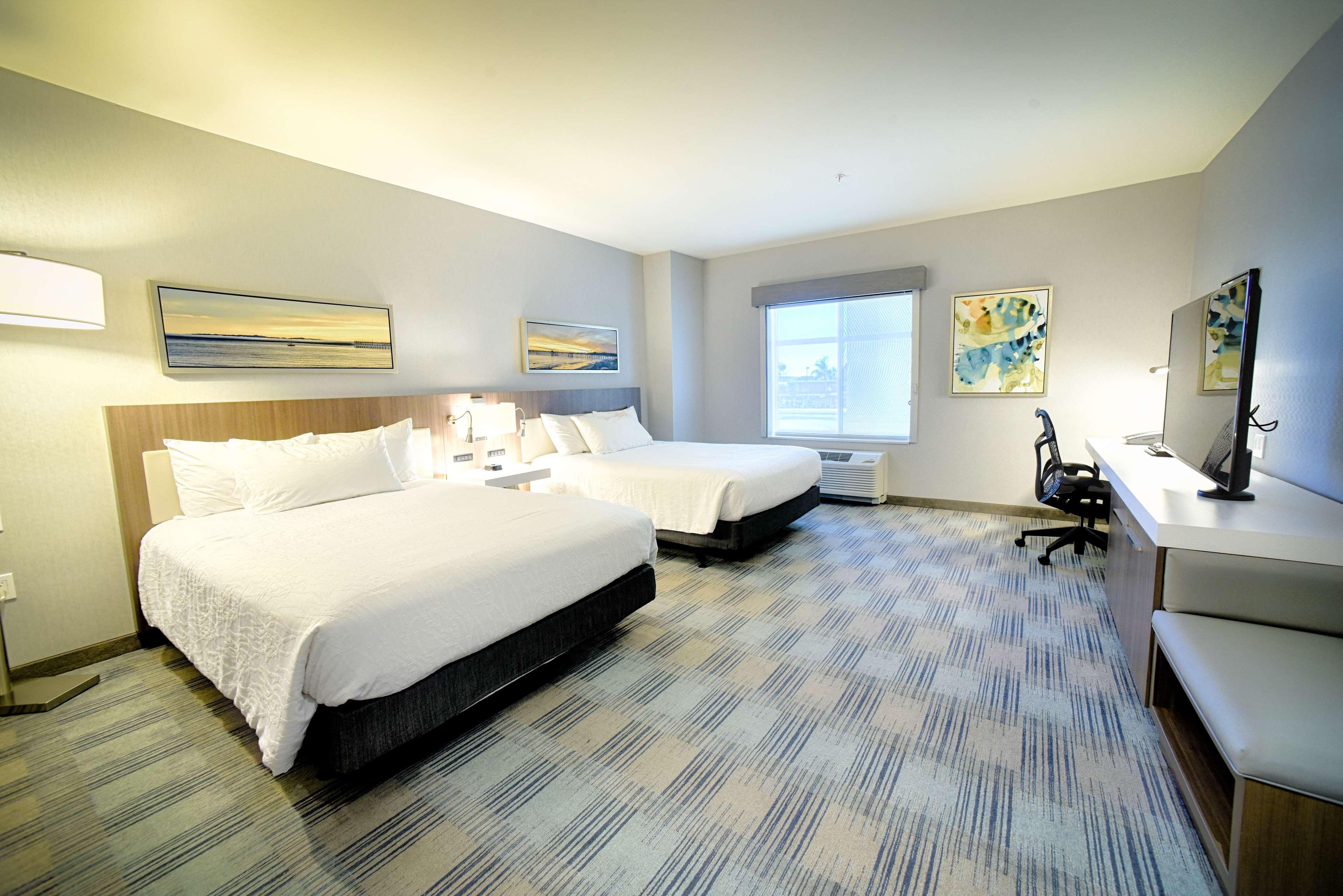 Hilton Garden Inn Santa Barbara/Goleta Bagian luar foto