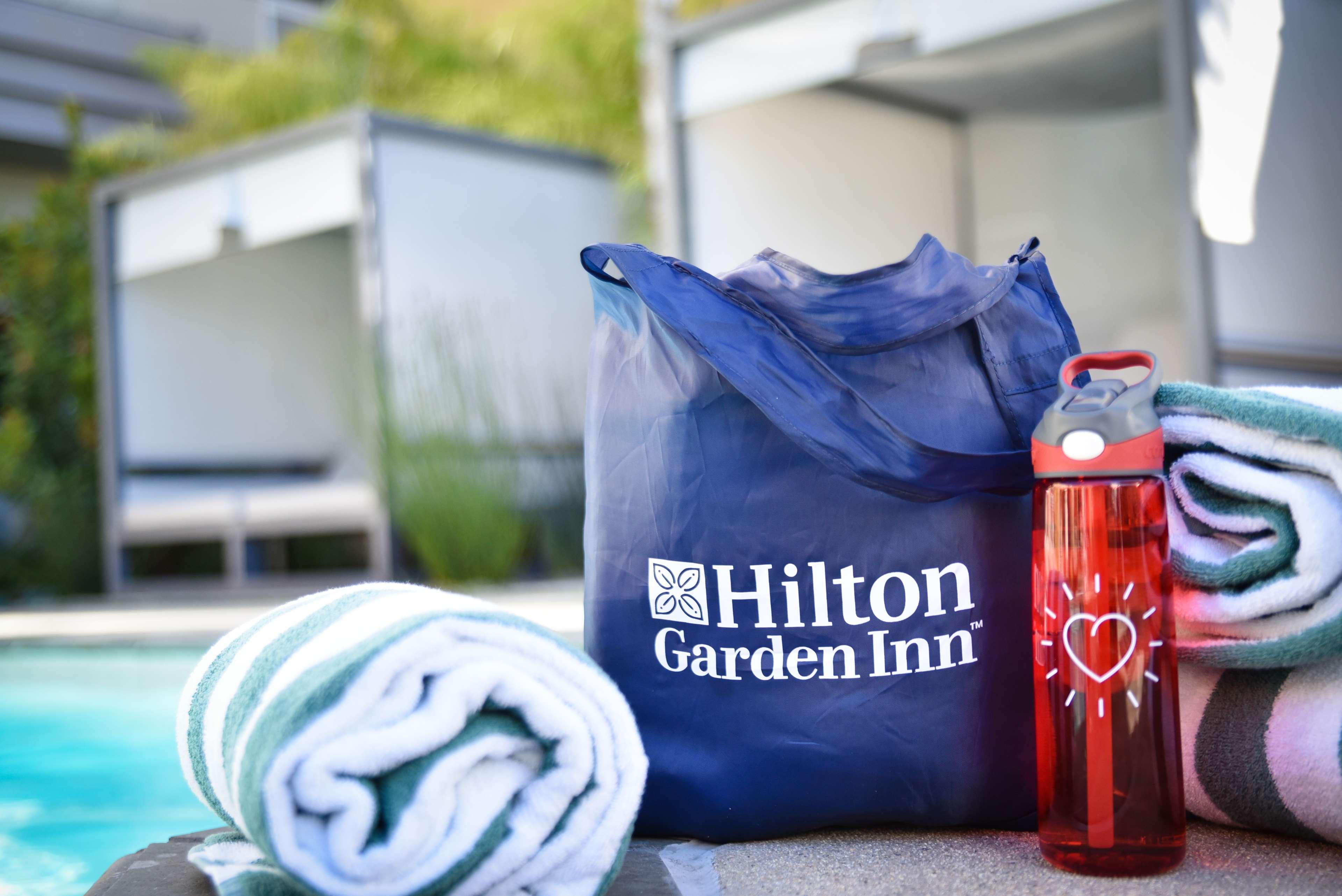 Hilton Garden Inn Santa Barbara/Goleta Bagian luar foto